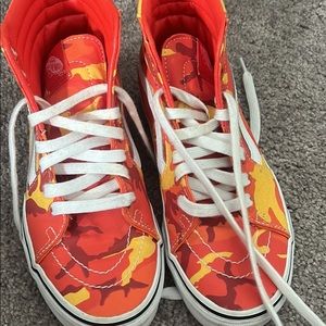 Vans High Top Size 8 Shoe